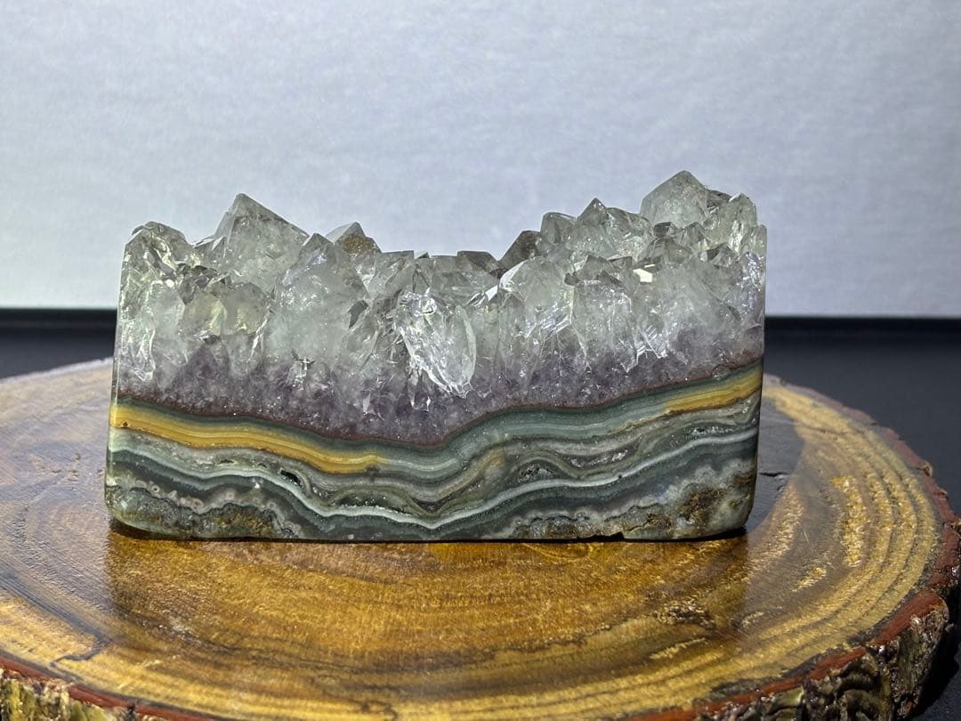 ウルグアイ産　天然非加熱　プラシオライト　グリーンアメジスト　244g