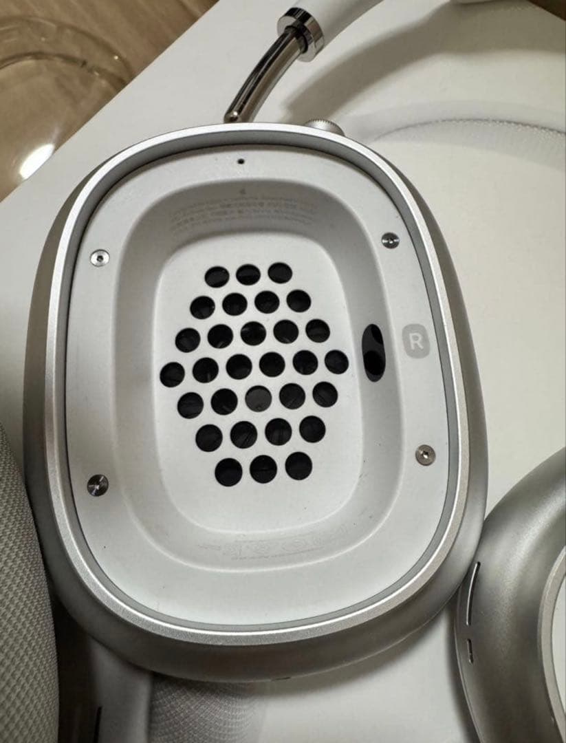 Apple AirPods Max シルバー　正規品　ほぼ新品　値段交渉⭕️