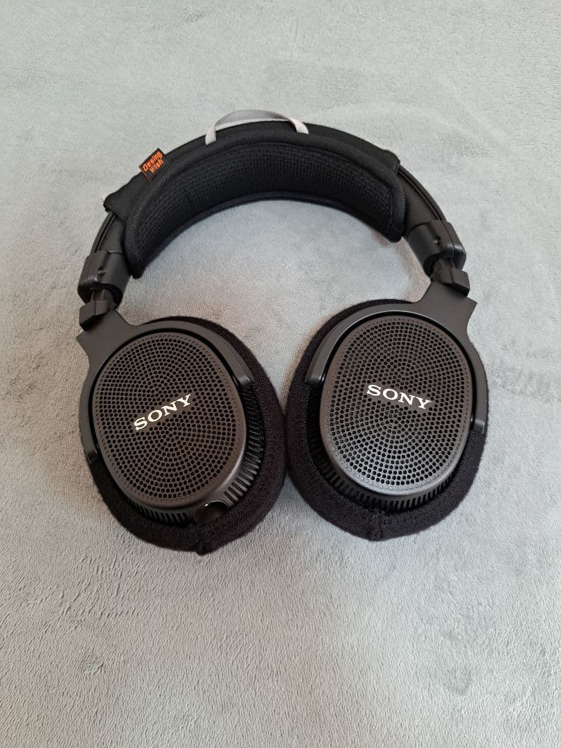 なつたろうさんのsony mdr mv1