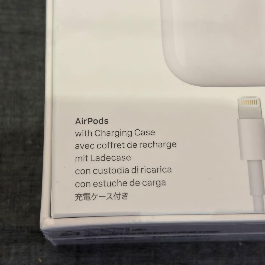 AirPods with Charging Case 第2世代 MV7N2J/A