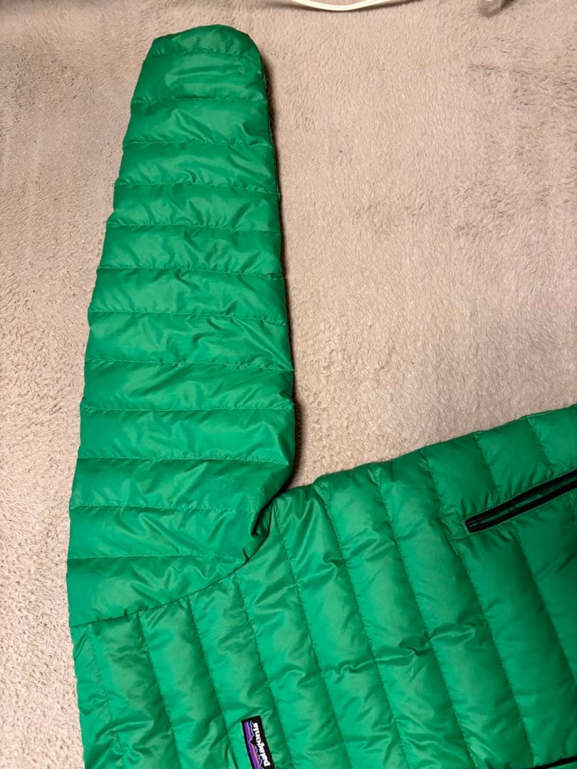 【最安値】patagoniaダウンセーター　ダウンジャケットメンズ s