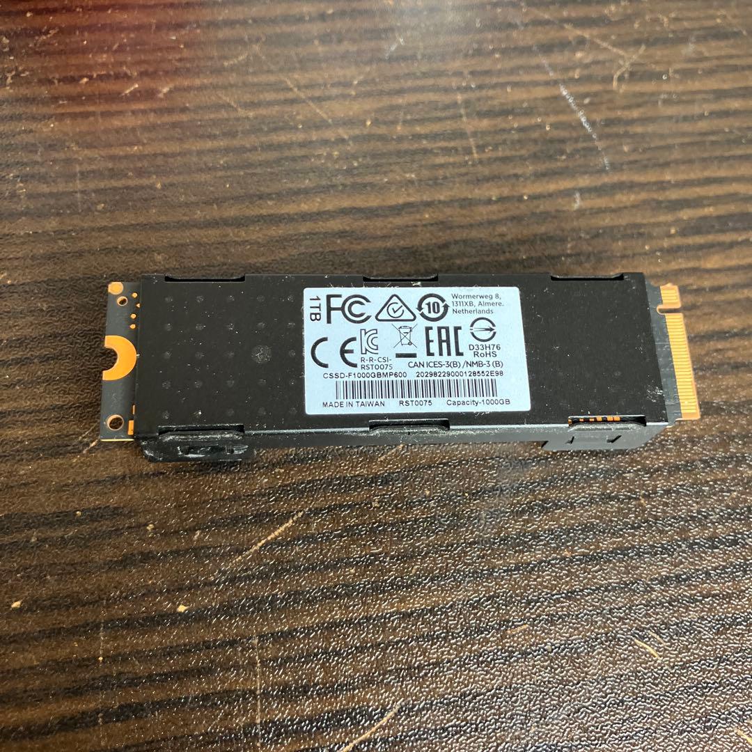 内蔵型SSD CORSAIR MP600 Gen4 PCle 1TB SSD