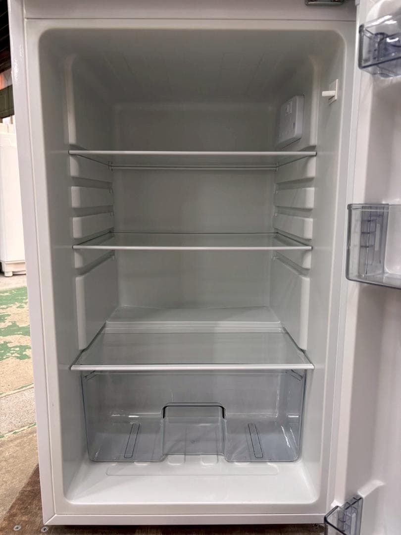 大阪送料無料★3か月保障付き★冷蔵庫★2025年★AR-131★IR893