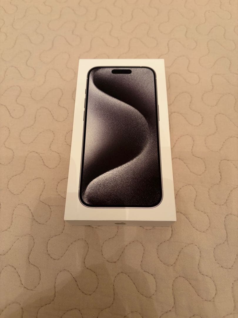 iPhone15 Pro 512GB ホワイトチタニウム