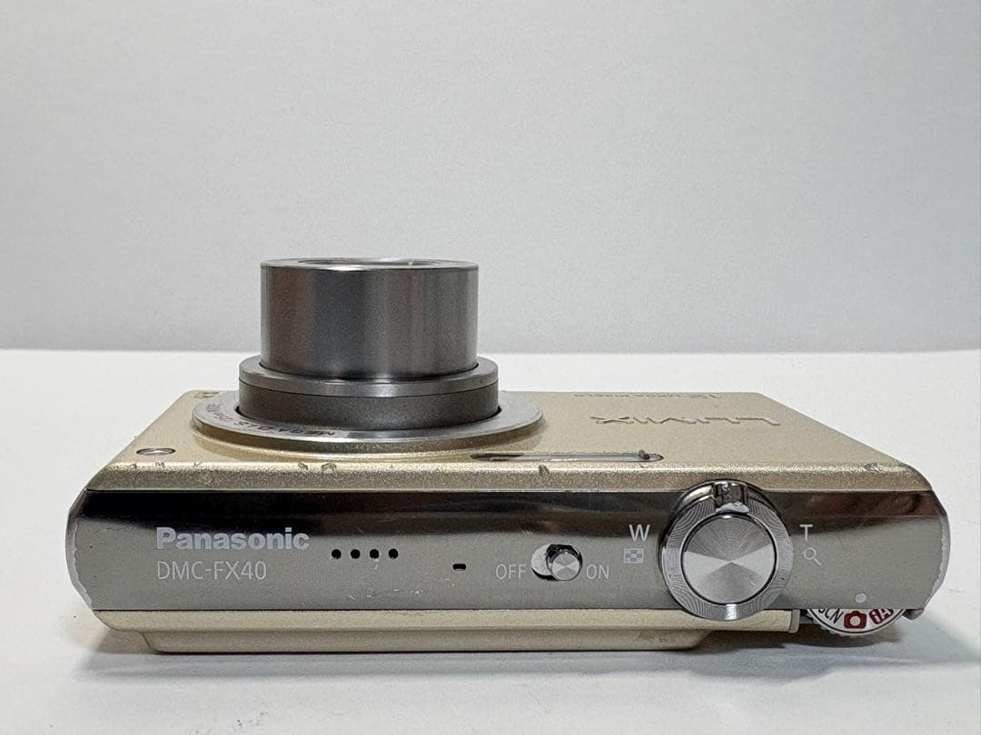 Panasonic LUMIX DMC-FX40 コンパクトカメラ コンデジ　①