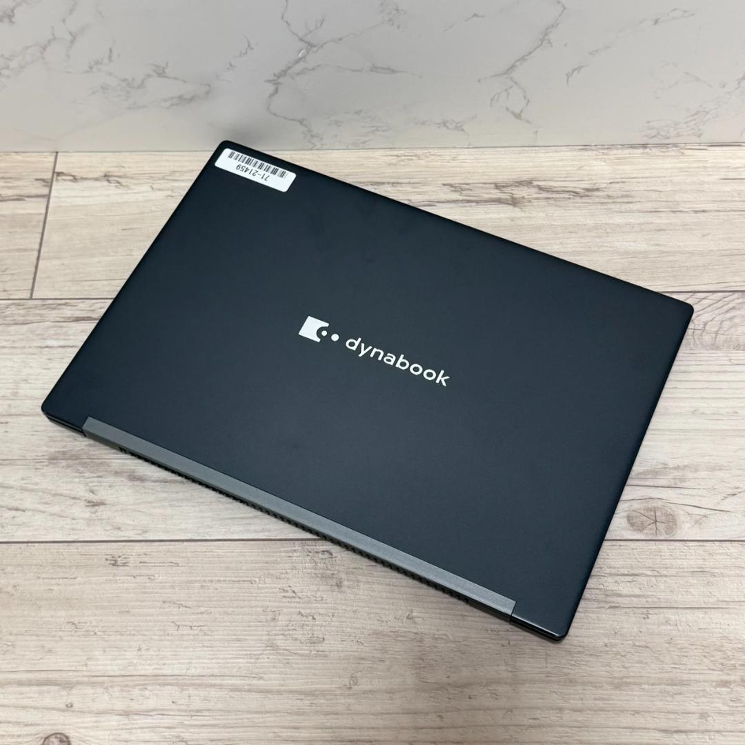 dynabook G83HU 第11世代i5 16GB バッテリー良好！
