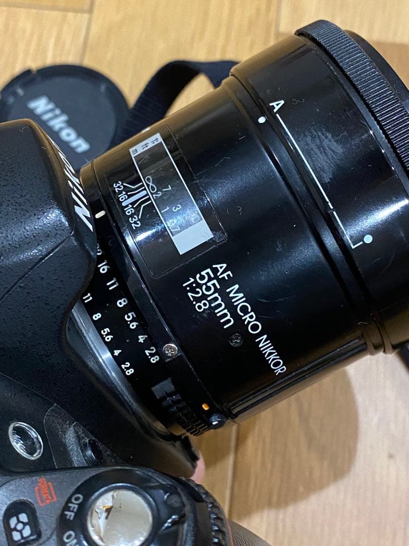 Nikon D80 デジタル一眼AFマクロ　NIKKOR 55㍉　レンズ付　※注