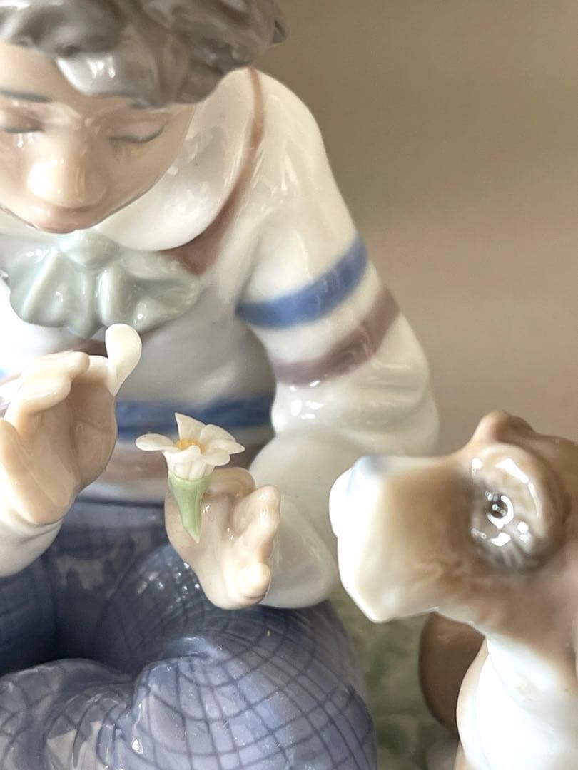 美品⭐︎LLADRO フィギュリン 5450 / マーガレットの花占い