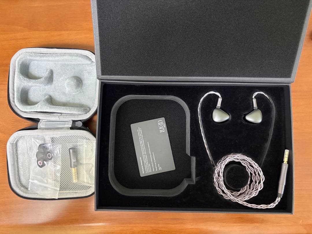 イヤホン Lucid IEM By Tekkusai