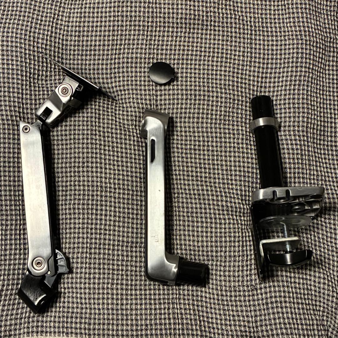 エルゴトロンLXモニターアーム＋PCトレイ