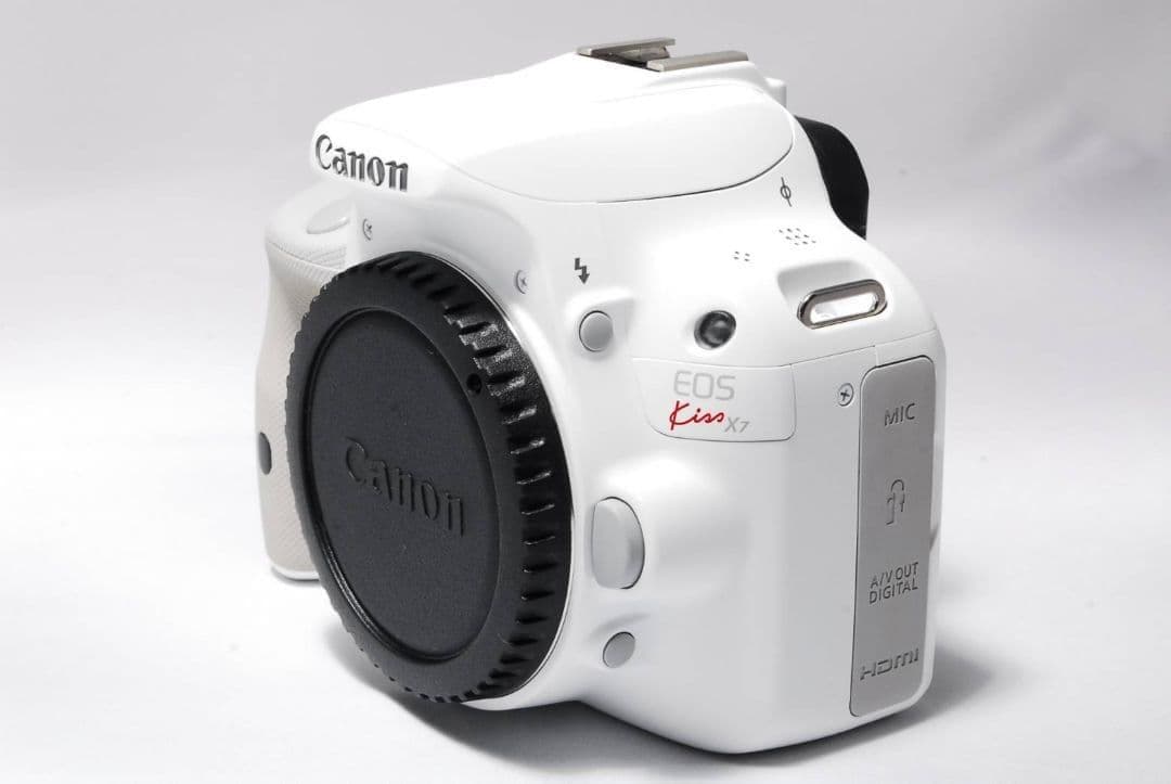 ♥ショット数極少♥Canon Kiss X7♥高性能レンズ付 女性に人気