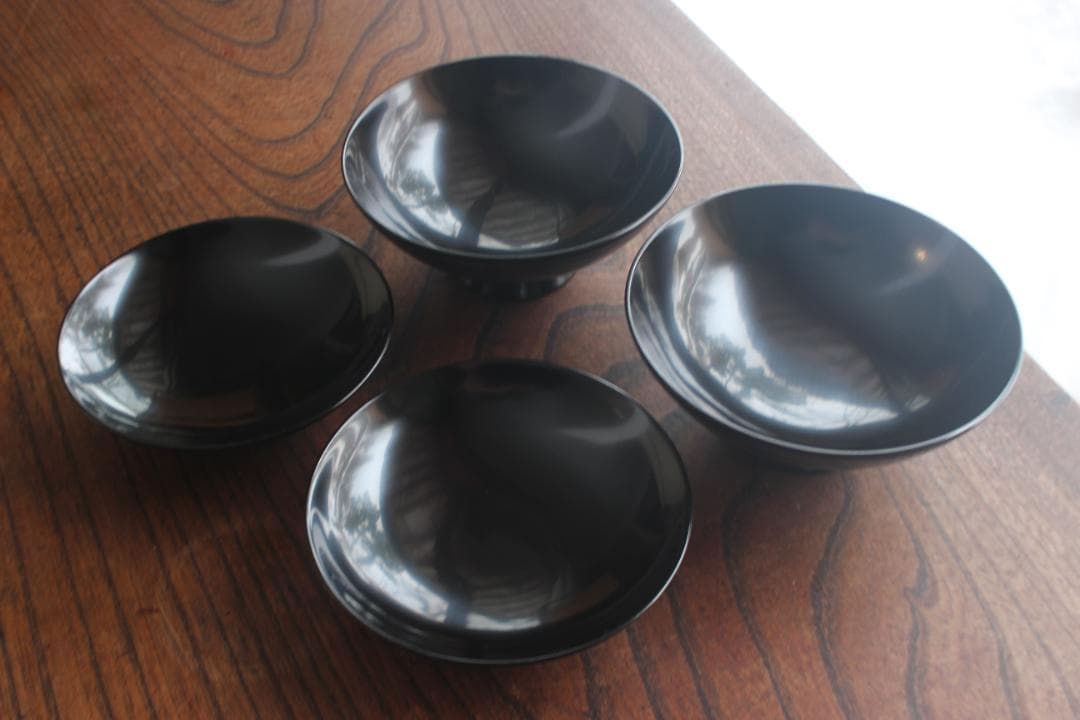 デッドストック！極上銀地に優美な四君子蒔絵の映えるお椀2点（検輪島塗蒔絵椀煮物椀