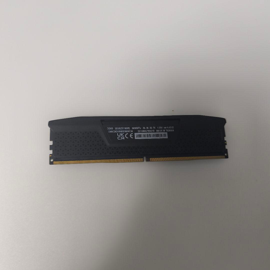 CORSAIR VENGEANCE DDR5 16GB メモリ　ジャンク
