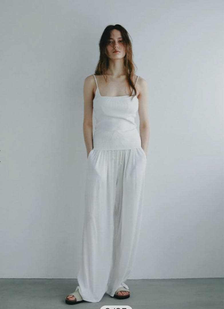 mmmi⭐︎新品未使用エトレトウキョウ　バンドゥセットニットキャミソール白