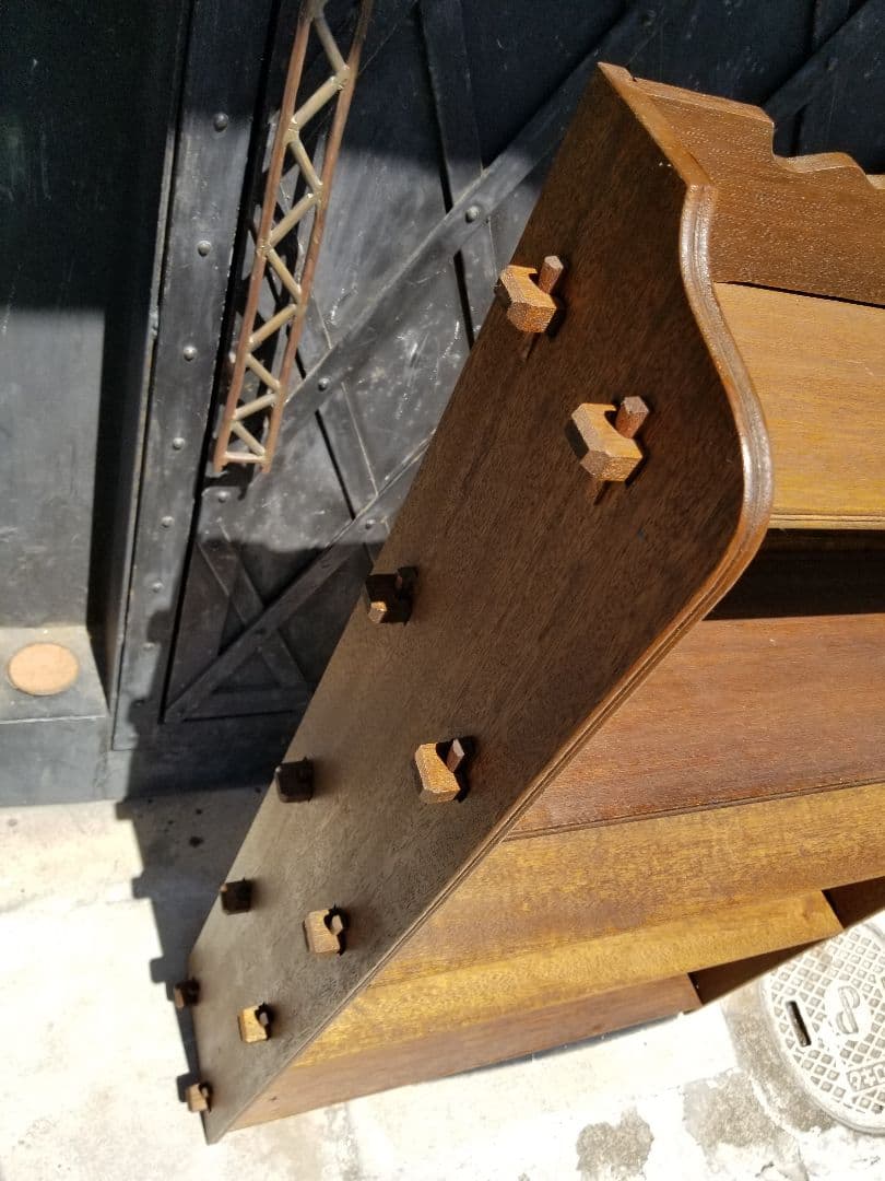 1960's　クサビ　透かし彫り　細工　飾り棚　オープン　ラック　シェルフ