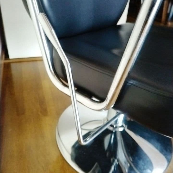 【美容室用・業務用】回転椅子ヘッドレスト付き