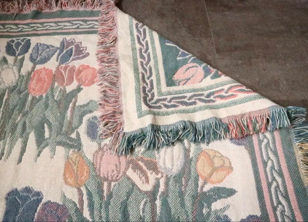 USA RUG / チューリップ柄