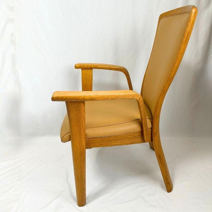 shirakawa シラカワ 肘付き ダイニングチェア レッドオーク 飛騨高山