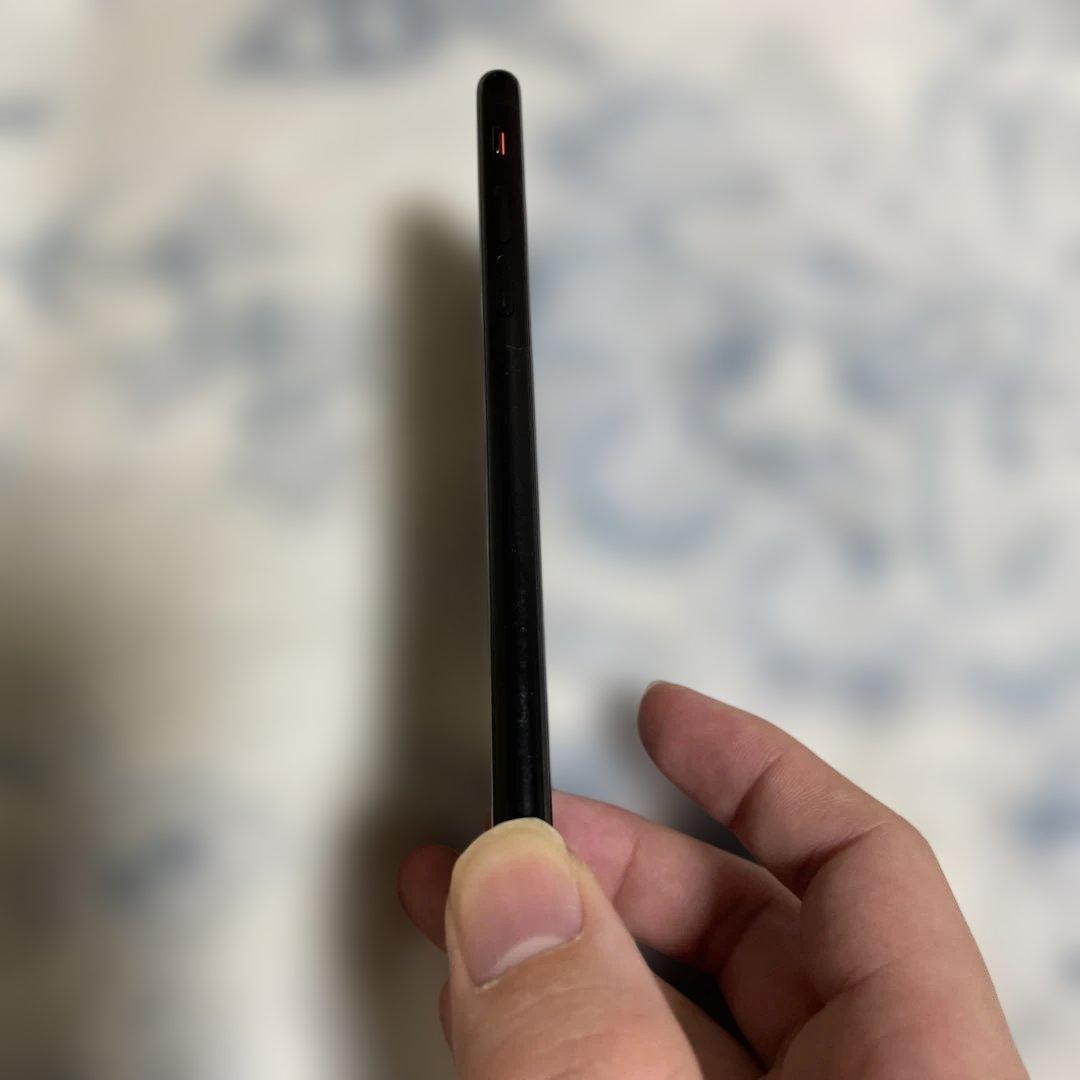 Apple iPhone SE(第2世代) 64GB ブラック SIMフリー