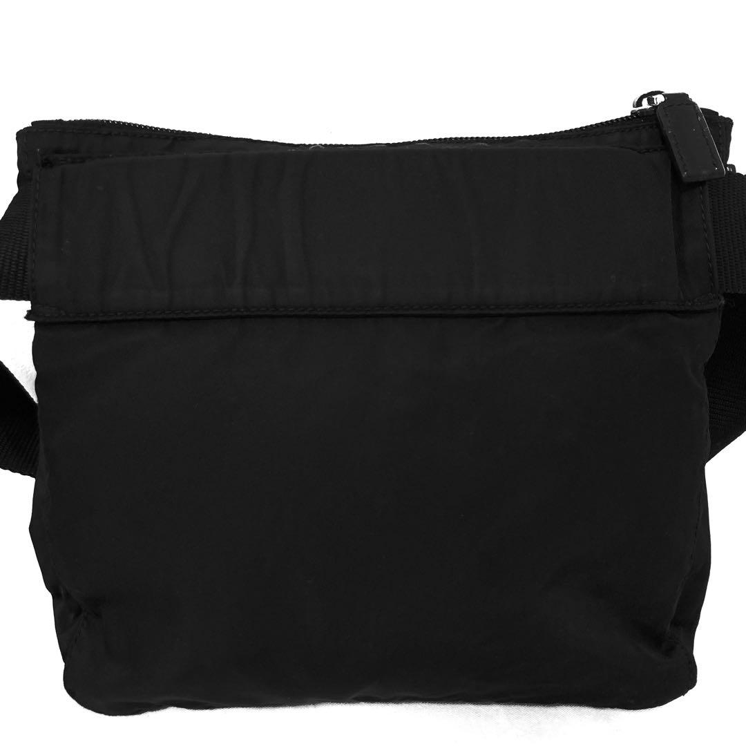 希少　良品　PRADA プラダ　ボディバッグ　ショルダーバッグ　ナイロン　黒