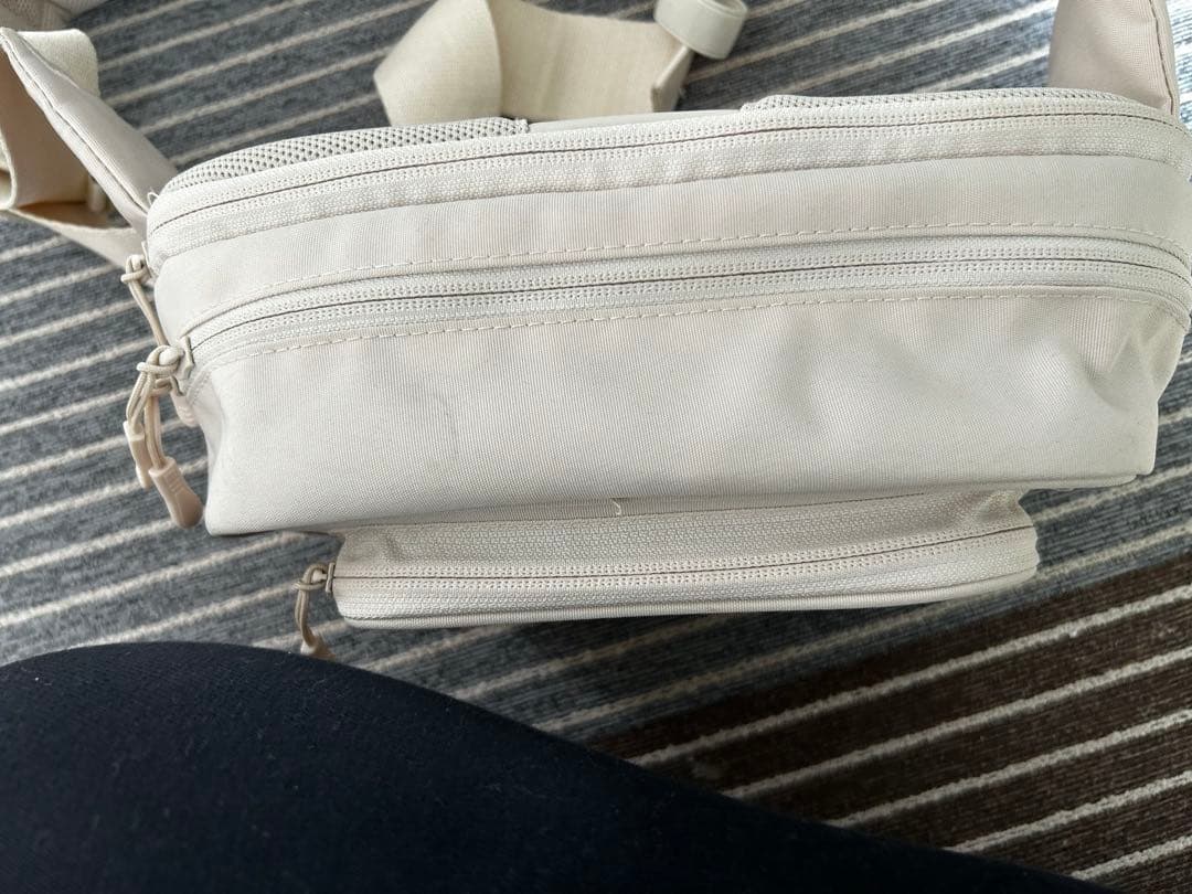 最！最終値下げ　POMULU 2wayヒップシート　ナチュラルアイボリー