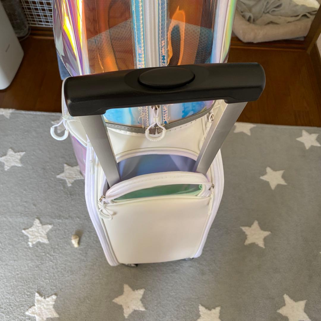 PGMホワイトゴルフバッグ ホイール付き 新品、お値段に下げします。