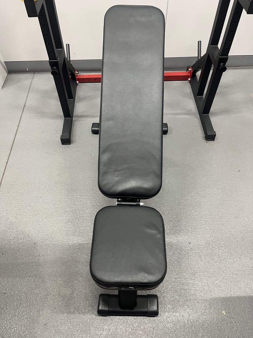 調整可能　LEADING EDGE リーディングエッジ トレーニングベンチ