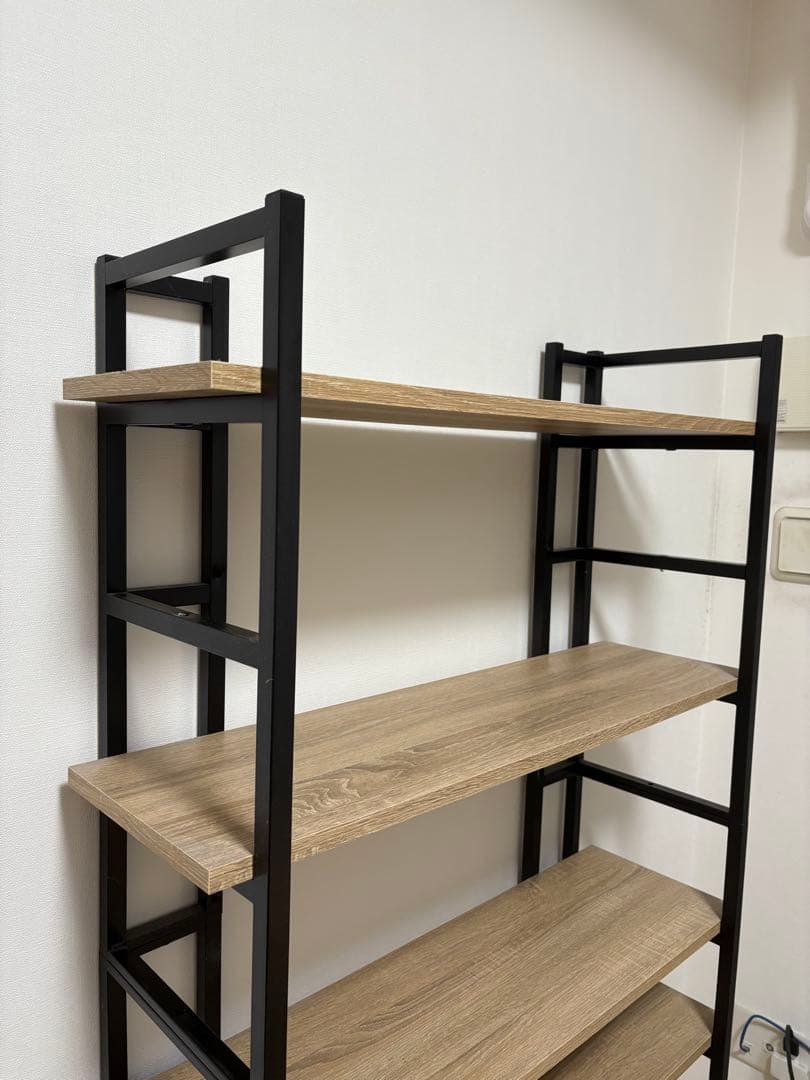 【完成品】ナチュラルウッドとブラックの5段オープンシェルフ
