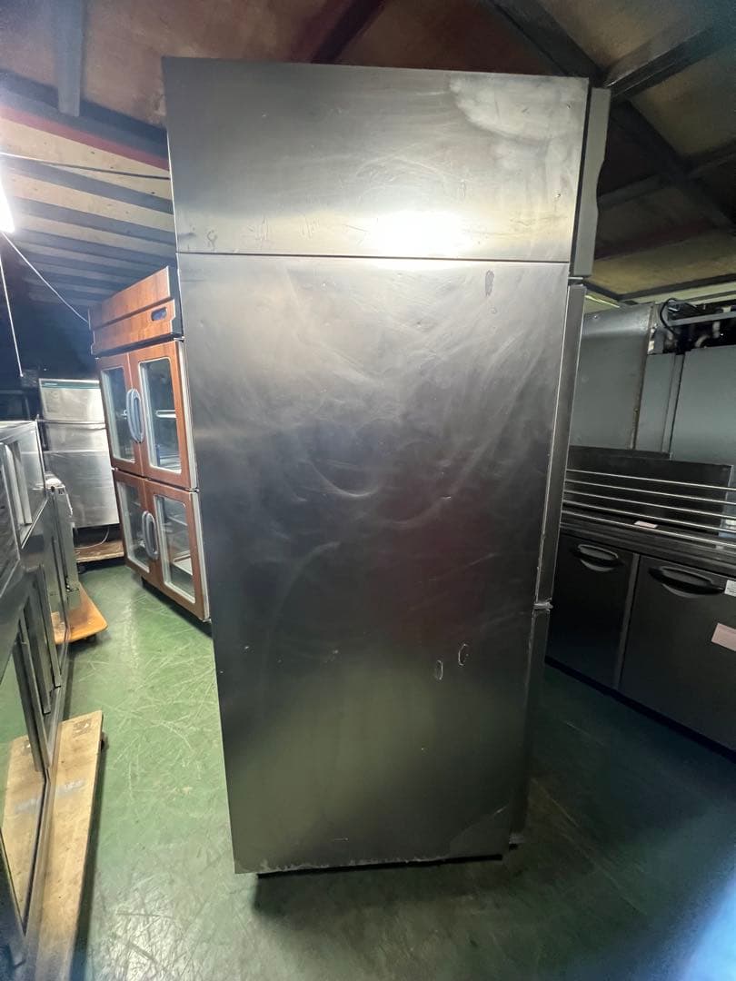 2001年 ホシザキ縦型冷蔵庫