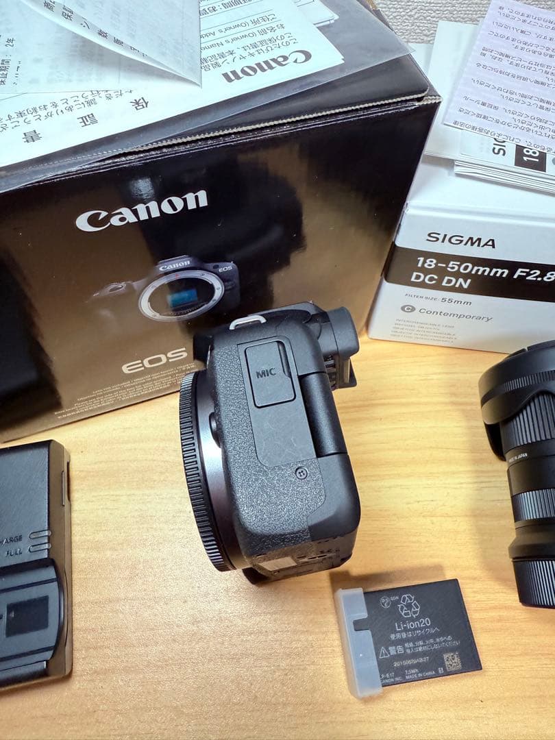 デジタルカメラ Canon EOS R50 + SIGMA 18-50mm F2.8