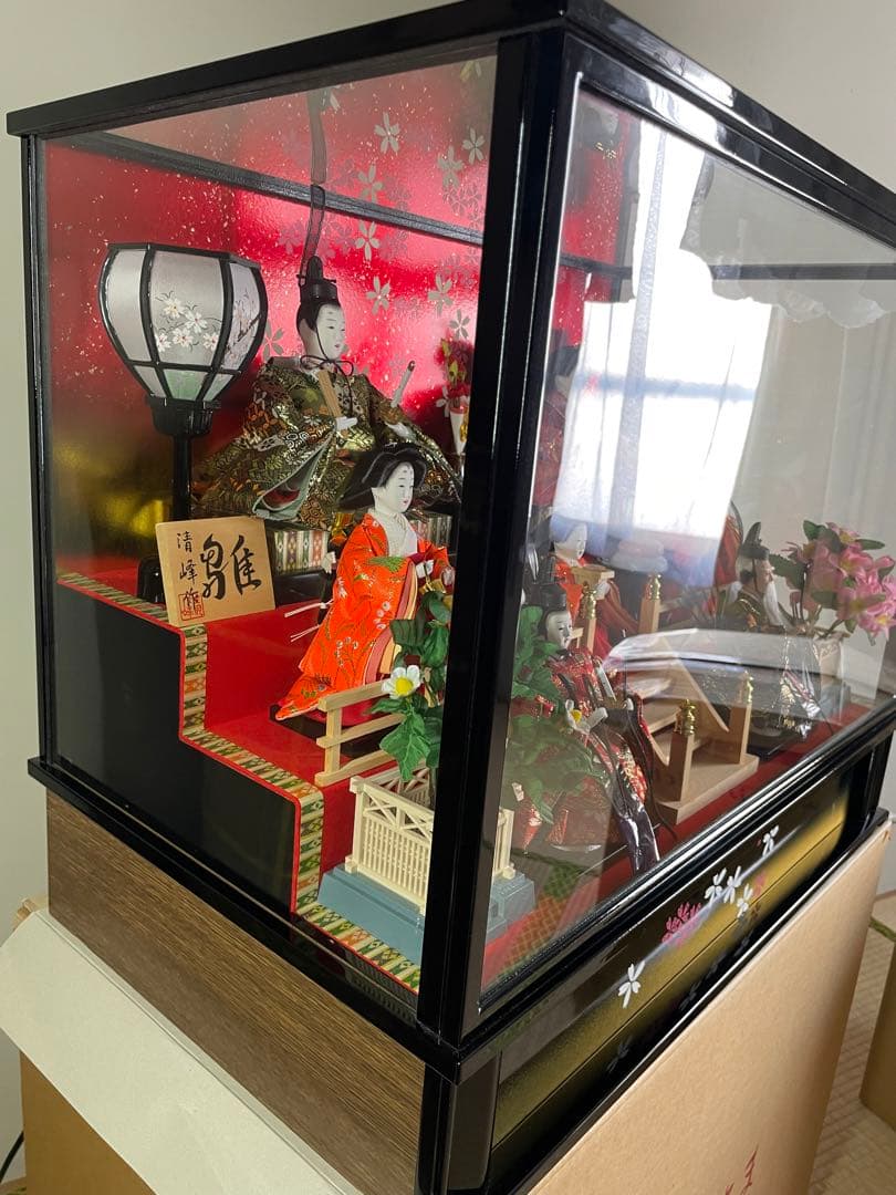 雛人形　7人飾り　3段　ケース　オルゴール　灯り付き　専用箱付