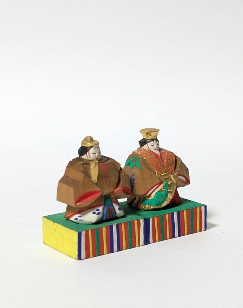 昭和レトロ　奈良一刀彫　豆雛　古作　金彩木彫り彩色　伝統工芸品✨貴重✨かわいい