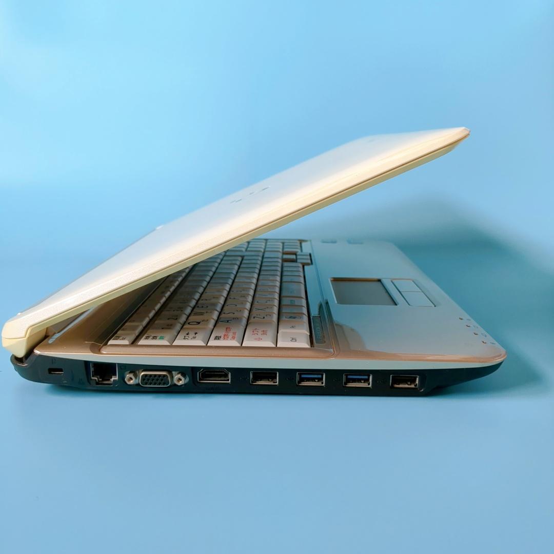 新品SSD爆速⭐カメラ付⭐メモリ8GBとSSDで快適♪すぐ使えるノートパソコン