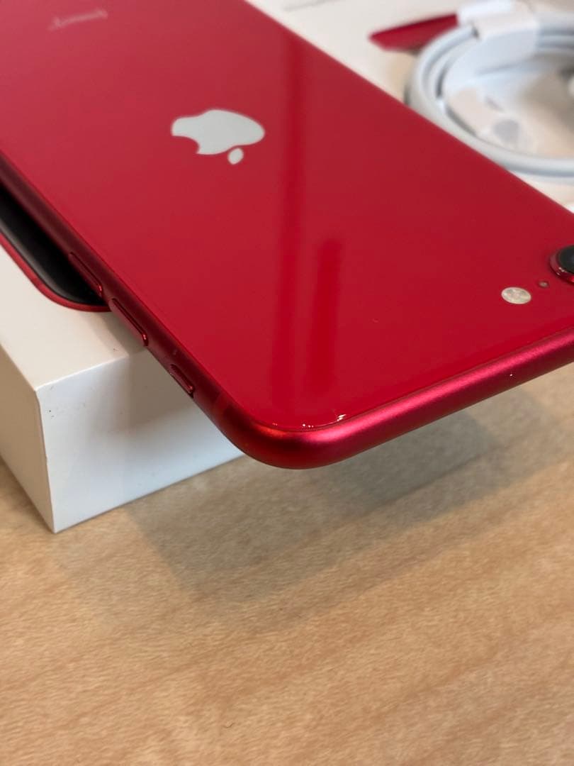 Apple iPhone SE (第2世代) レッド本体128GB SIMフリー