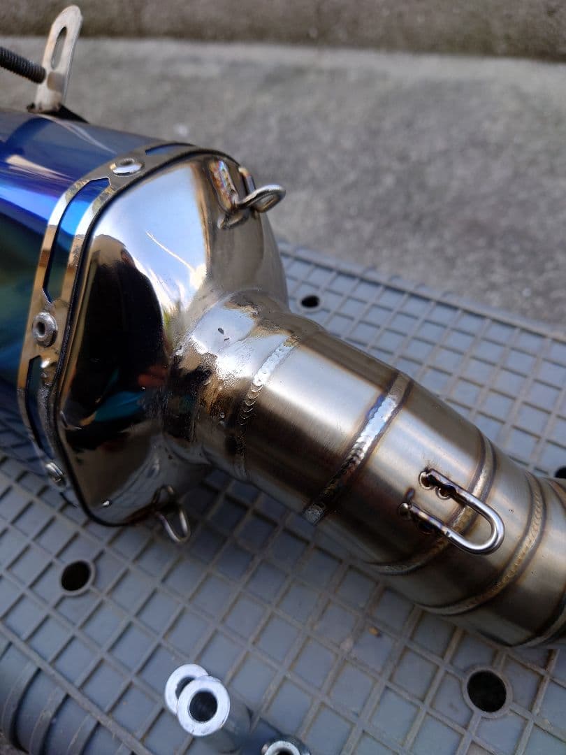 z900　マフラー　ｌｃｉ