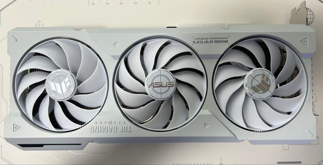 【カナちゃんさん専用】ASUS GeForce RTX4070 Ti Super