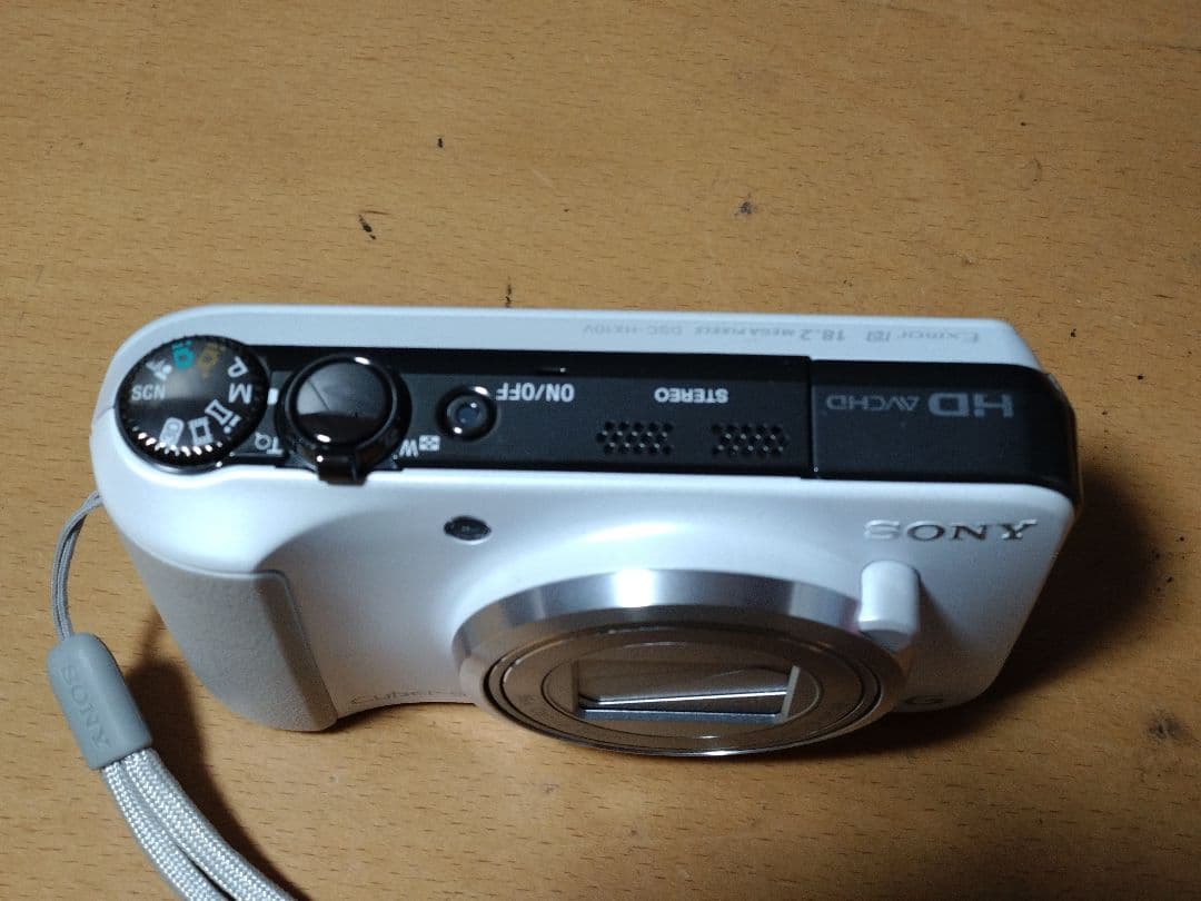 美品 SONY DSC-HX10V サイバーショット デジタルカメラ ホワイト