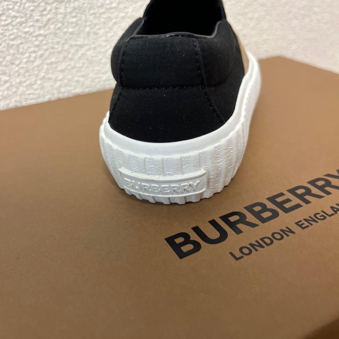 BURBERRY チェック柄 スリッポンスニーカー