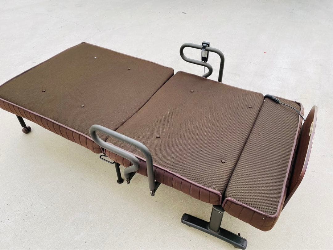 福岡発　アテックス　収納式　電動　リクライニング　ベッド　介護