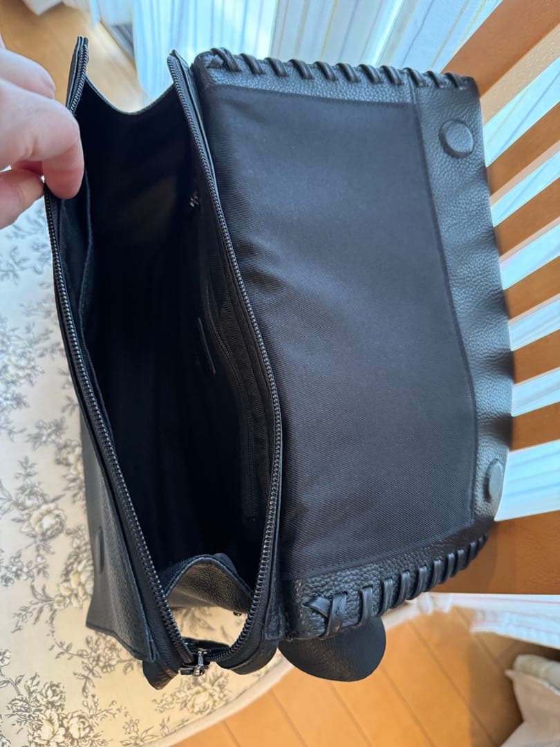 イアパピヨネ　ワイドテープショルダーバッグ　ボディバッグ　完売色