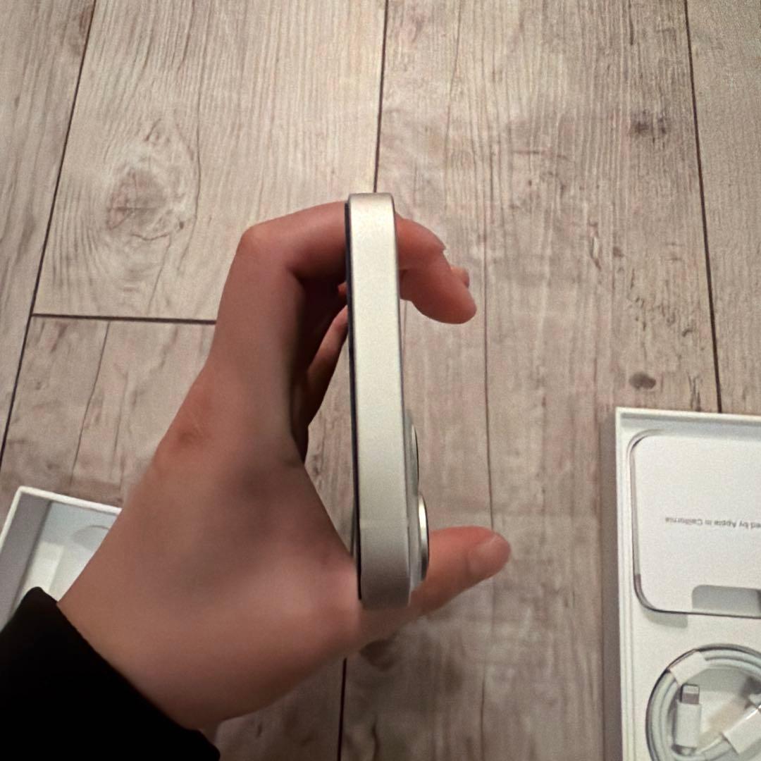 Apple iPhone 14 ホワイト 本体 SIMフリー