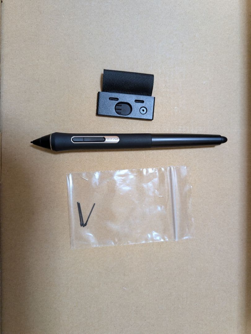 【2023年製】Wacom Cintiq 22 (DTK-2260) 【訳あり】