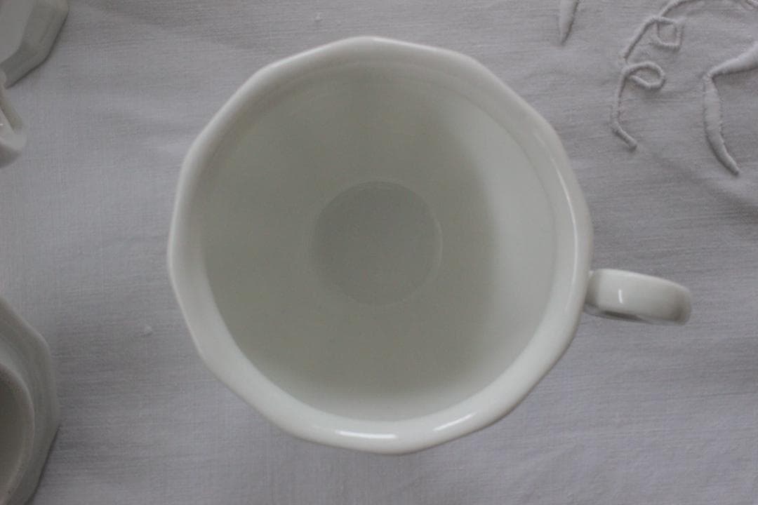 お花のクリームポット【ポ・ア・クレム】ポーセレン白磁器 /フランスアンティーク