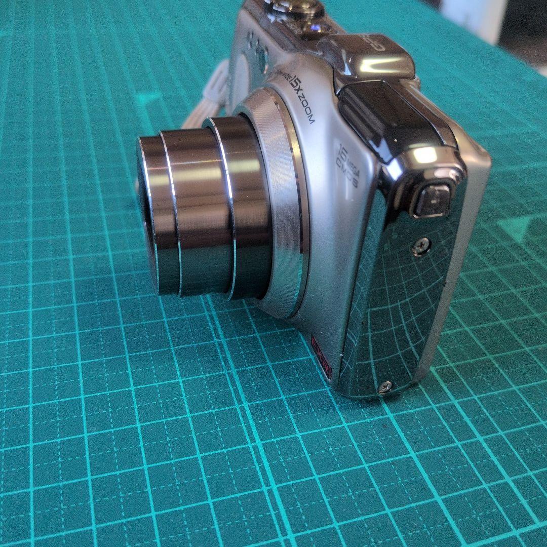 富士フイルム FinePix F600EXR