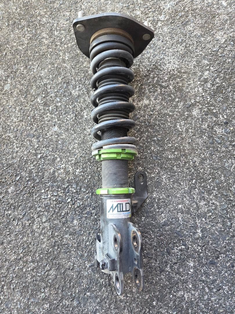 3本新品☆50 プリウス ZVW51 減衰力36段調整式 フルタップ車高調