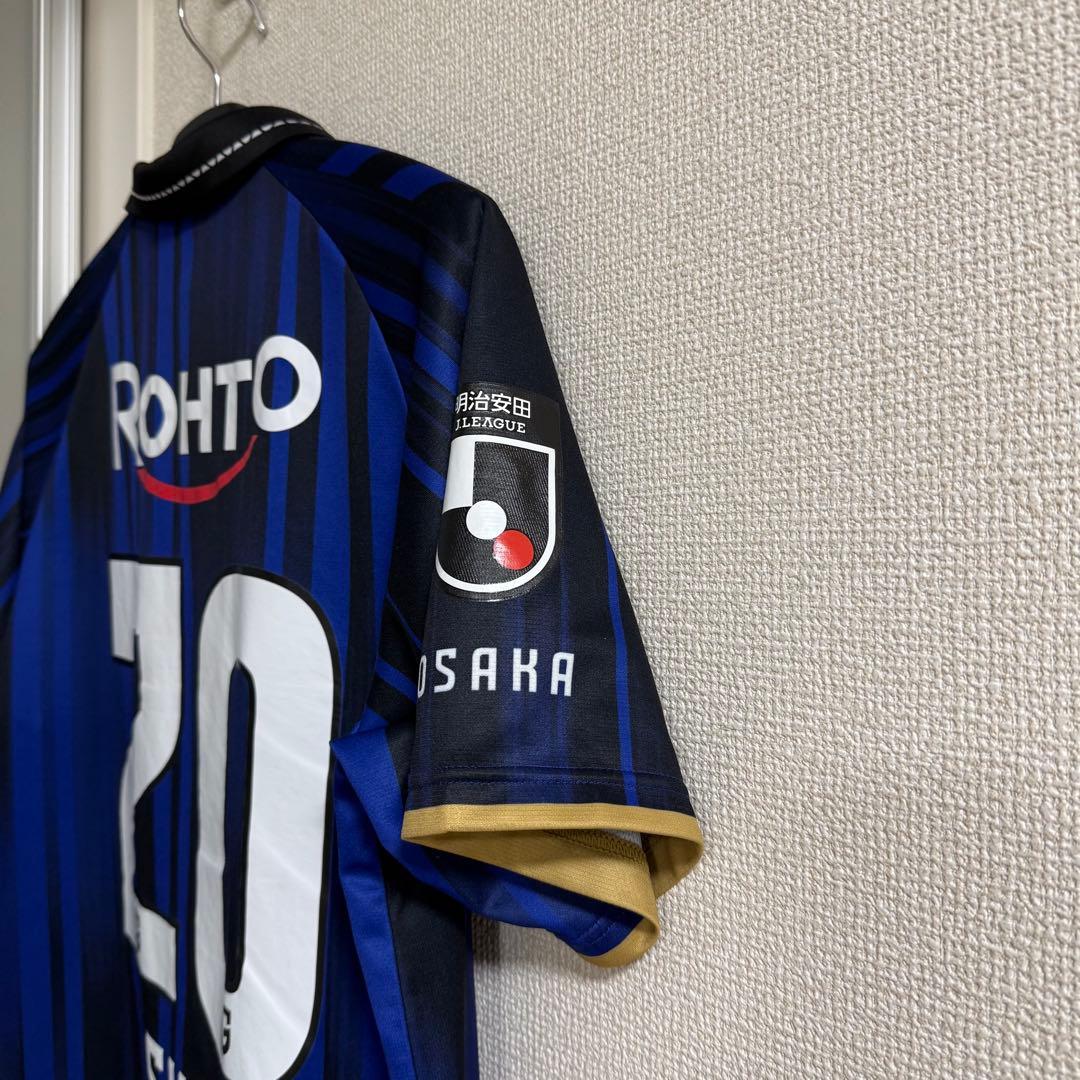 美品！ガンバ大阪2025 中谷進之介レプリカユニフォーム半袖M-Lおまけつき！