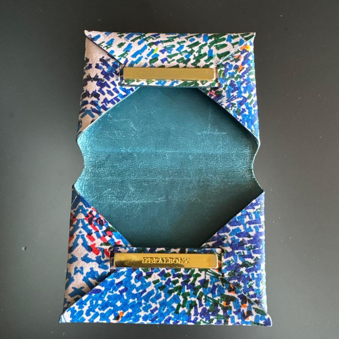 ベラルボニー　多色抽象模様 名刺入れ