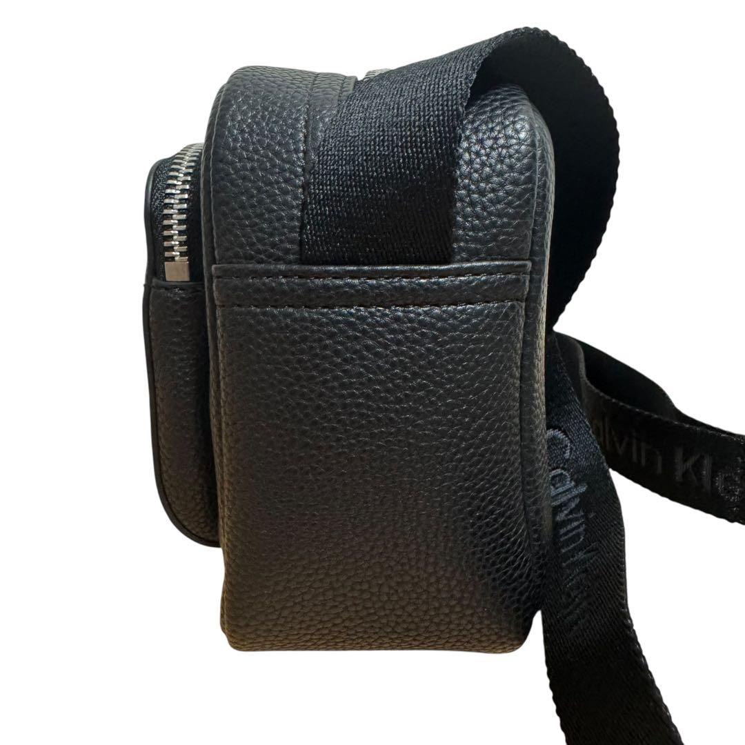 【海外限定】  ショルダーバッグ カメラバッグ CKロゴ