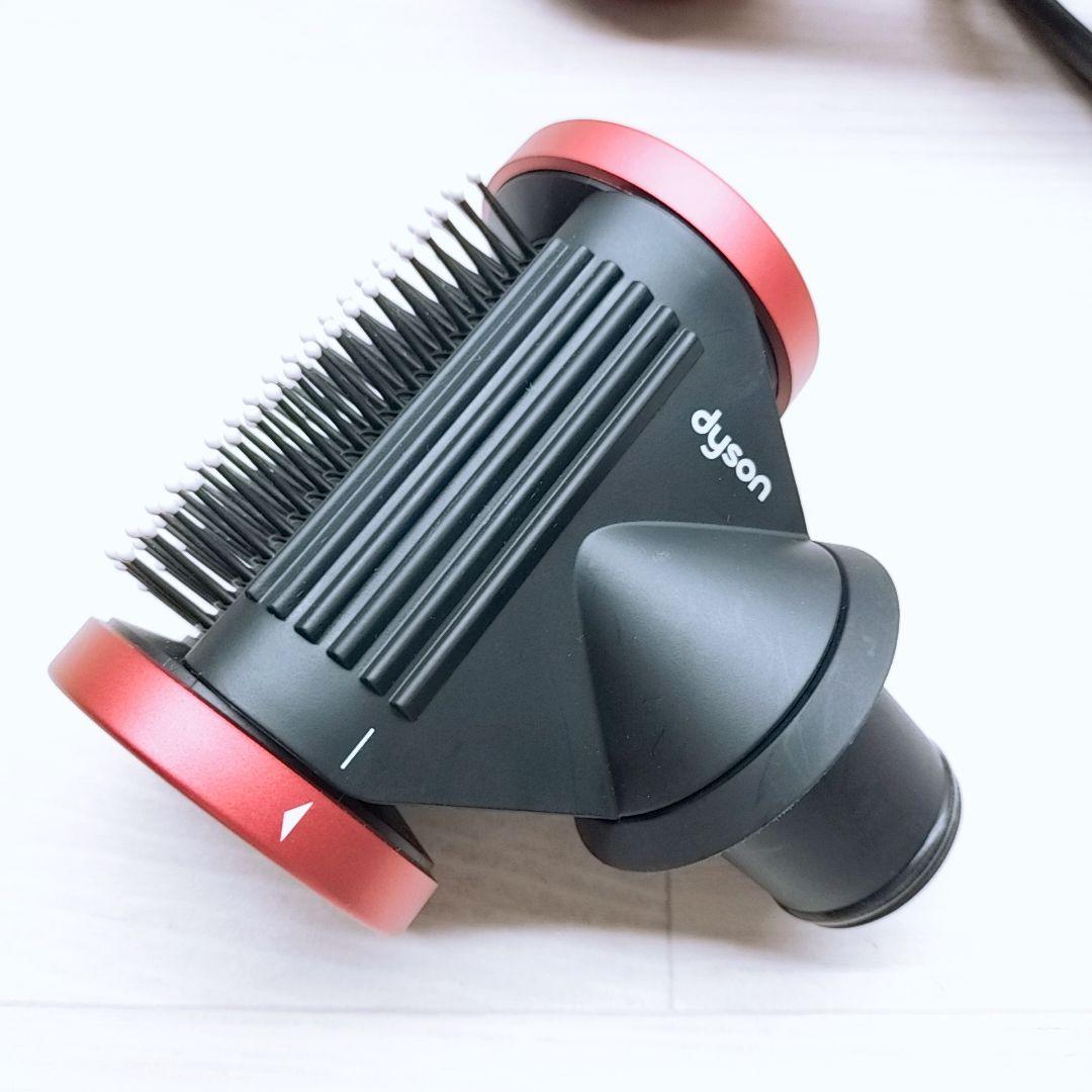 ほぼ未使用☺️最新モデル ダイソン ドライヤー HD16 Dyson