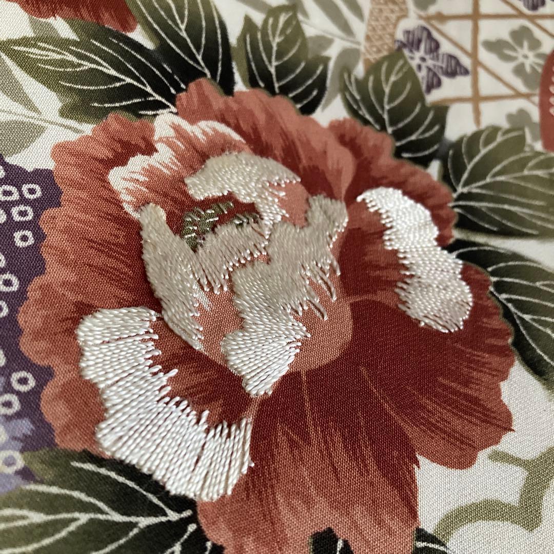 アンティーク京袋帯　しつけ糸付　アイボリー 牡丹・金駒刺繍　正絹　N1-25